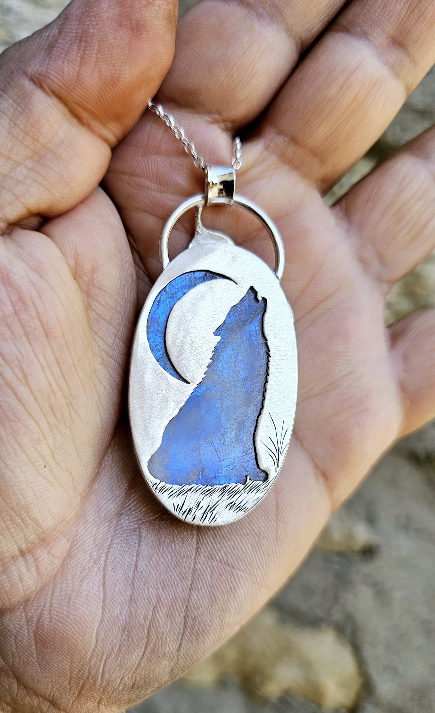 Collier 0070 en argent 925 avec Pierre de Lune et Plume Sculptée