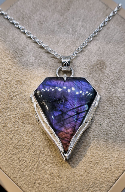 Collier artisanal en argent 925 Pierre labradorite Violette – Pièce Unique !!