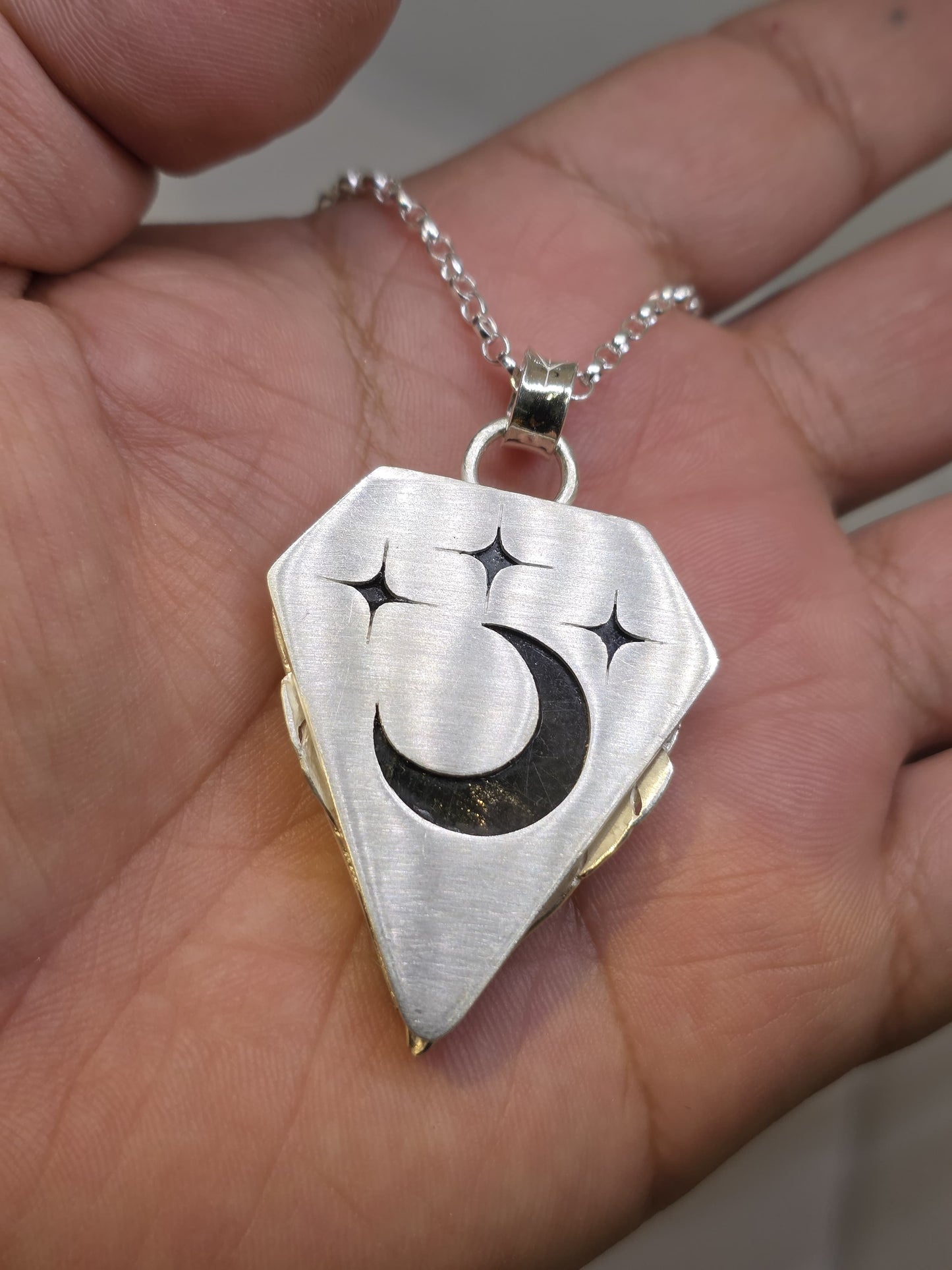 Collier artisanal en argent 925 Pierre labradorite Violette – Pièce Unique !!