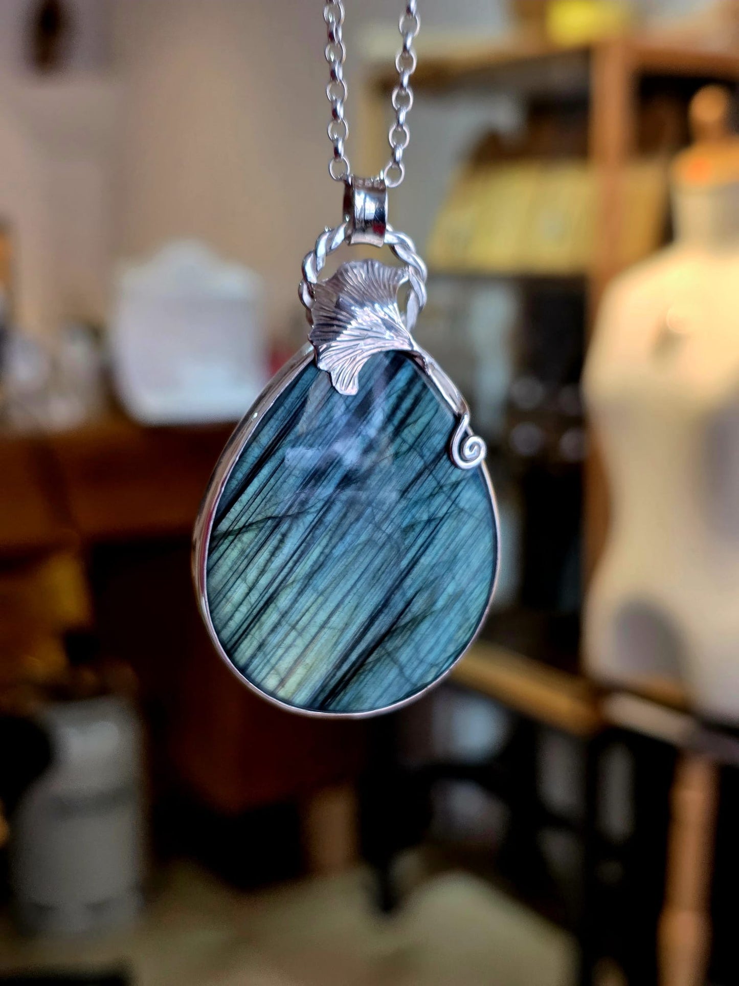 Collier artisanal en argent 925 Pierre labradorite turquoise – Pièce Unique !!