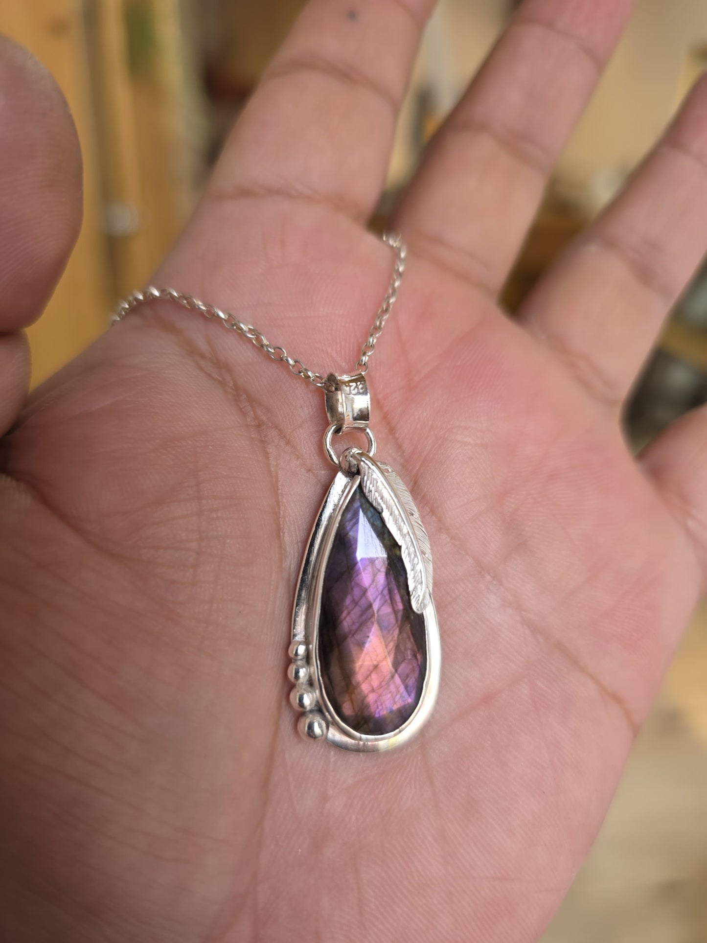 Collier artisanal en argent 925 Pierre labradorite Violette – Pièce Unique !!